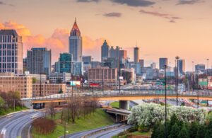 Atlanta,,Georgia,,Usa,Downtown,Skyline,On,A,Spring,Evening.